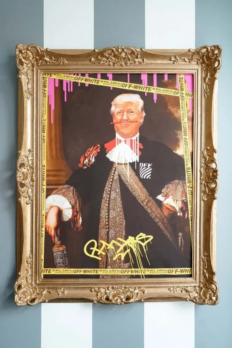 Customer photo of Donald Trump O W // Framed Canvas